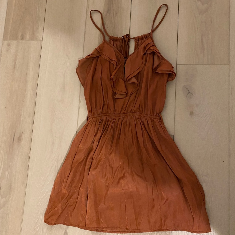 Cute summer dress.